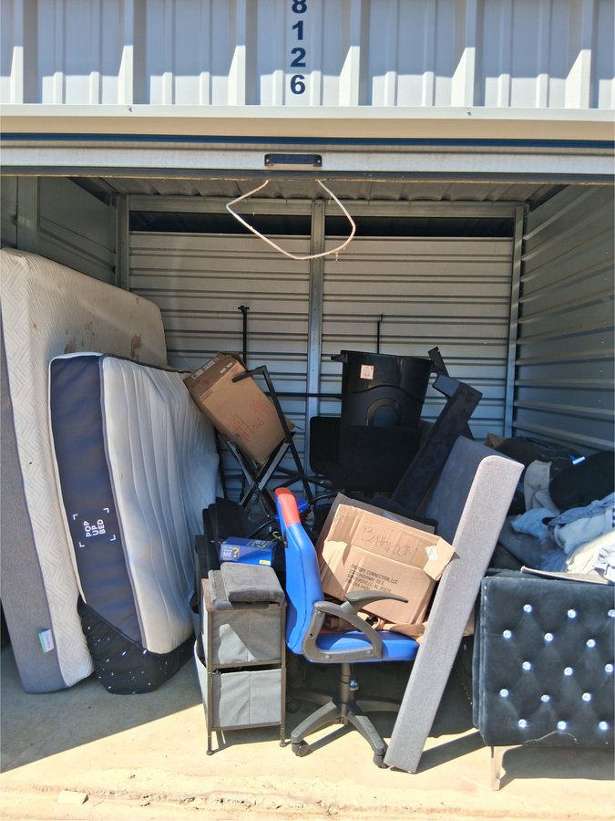10 x 10 storage unit in Corinth, MS