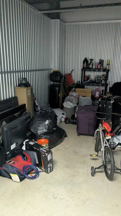 10 x 15 storage unit in Tewksbury, MA