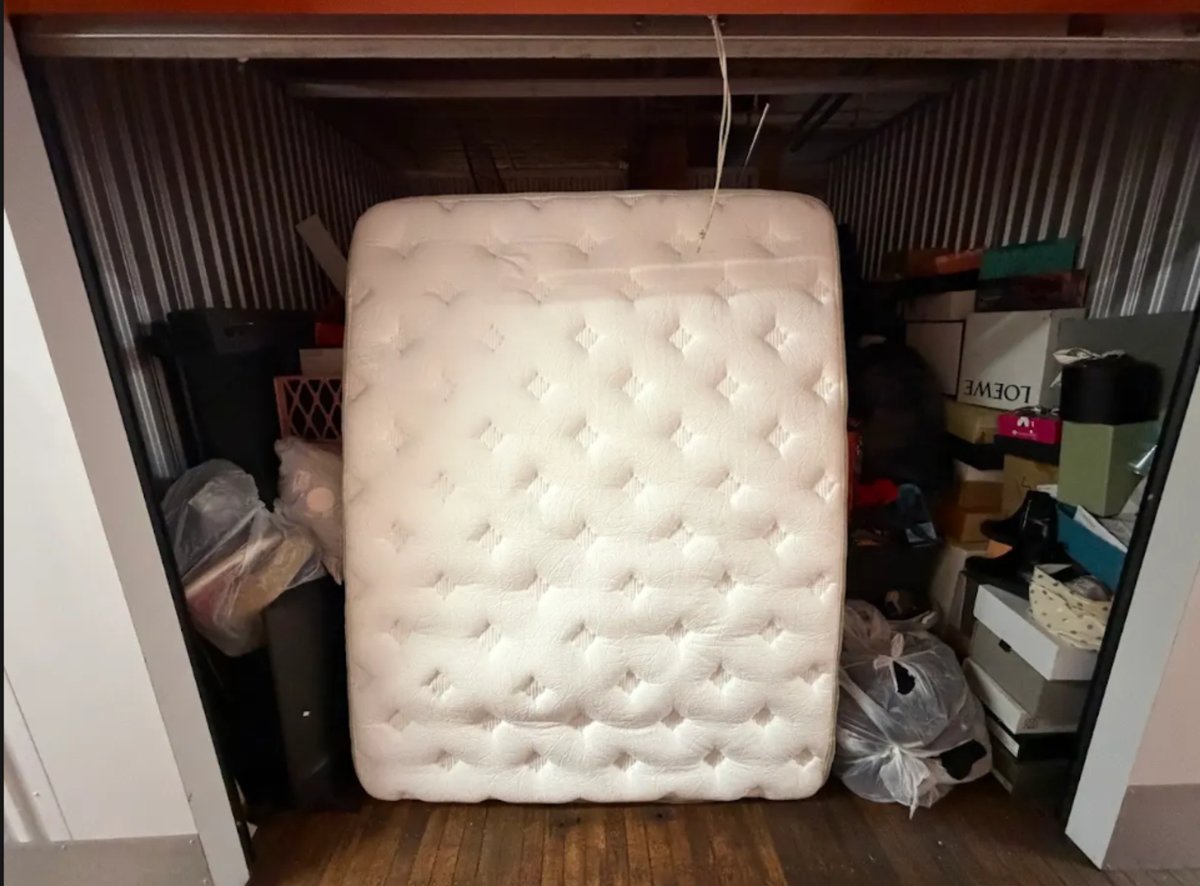 10 x 10 storage unit in Haverhill, MA