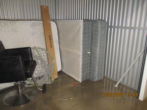 10 x 10 unit in Austell