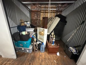 10 x 10 unit in Haverhill