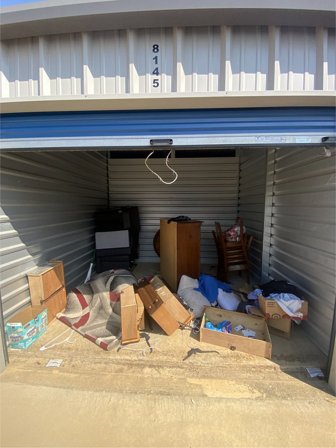 10 x 10 storage unit in Corinth, MS