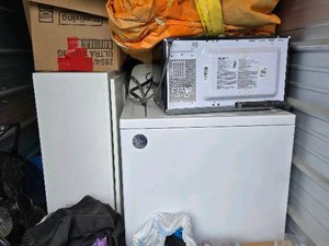 5 x 10 unit in San Antonio