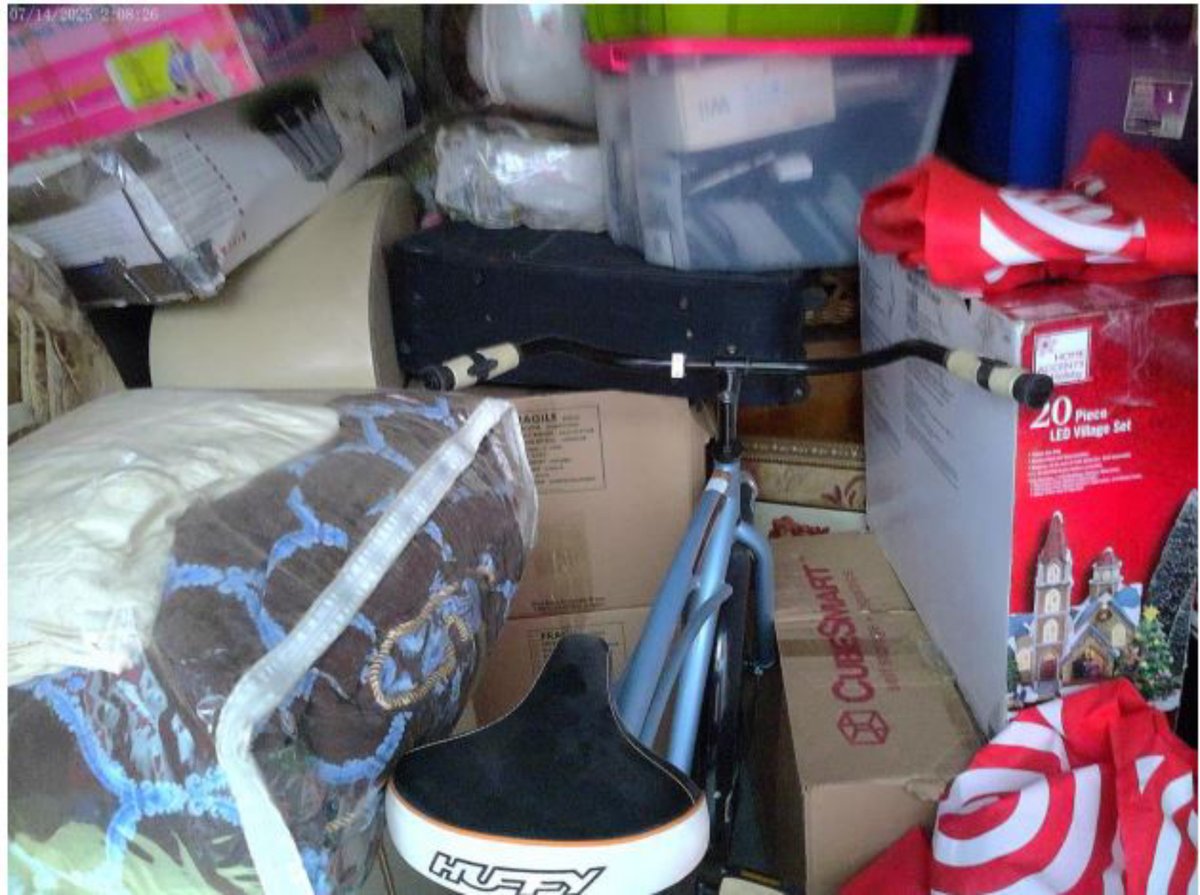 10 x 10 storage unit in Flushing, NY