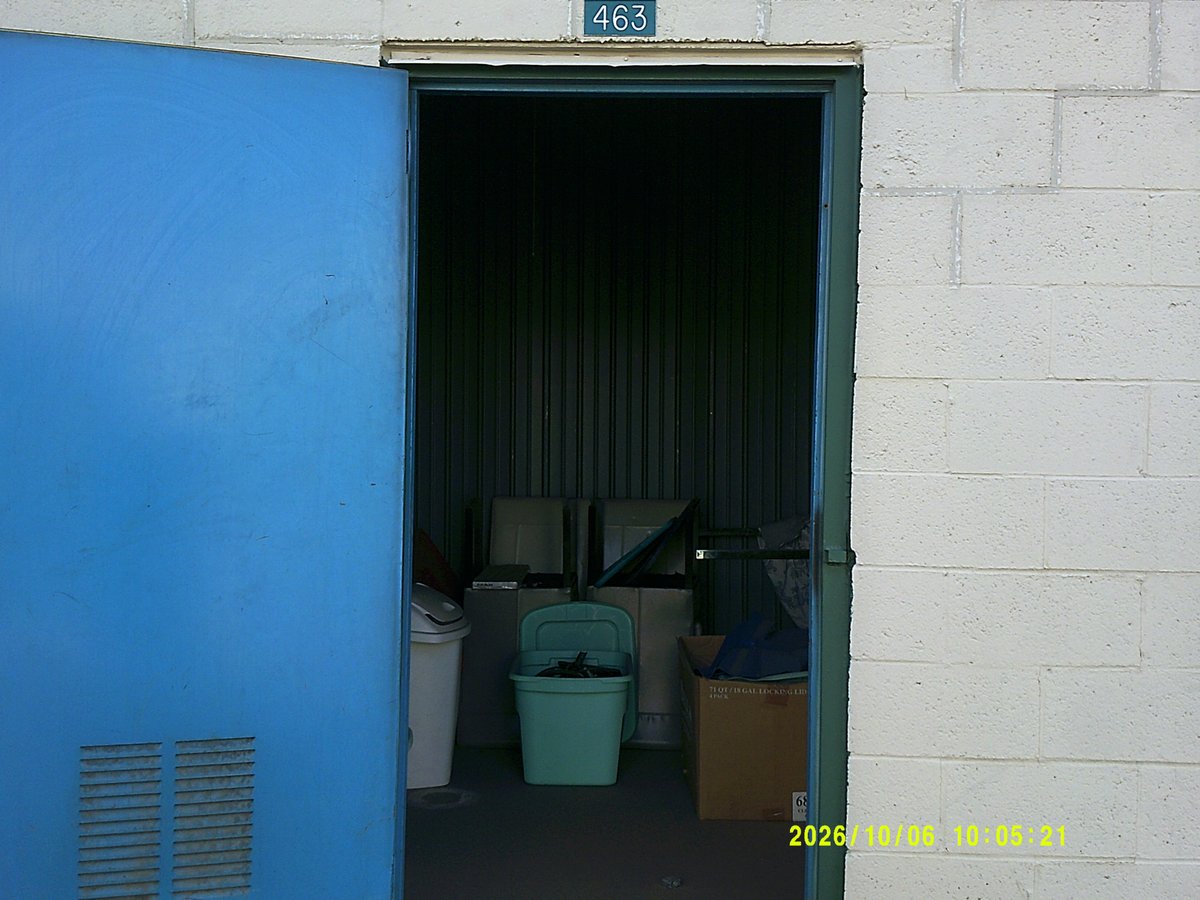 10 x 10 storage unit in Phoenix, AZ