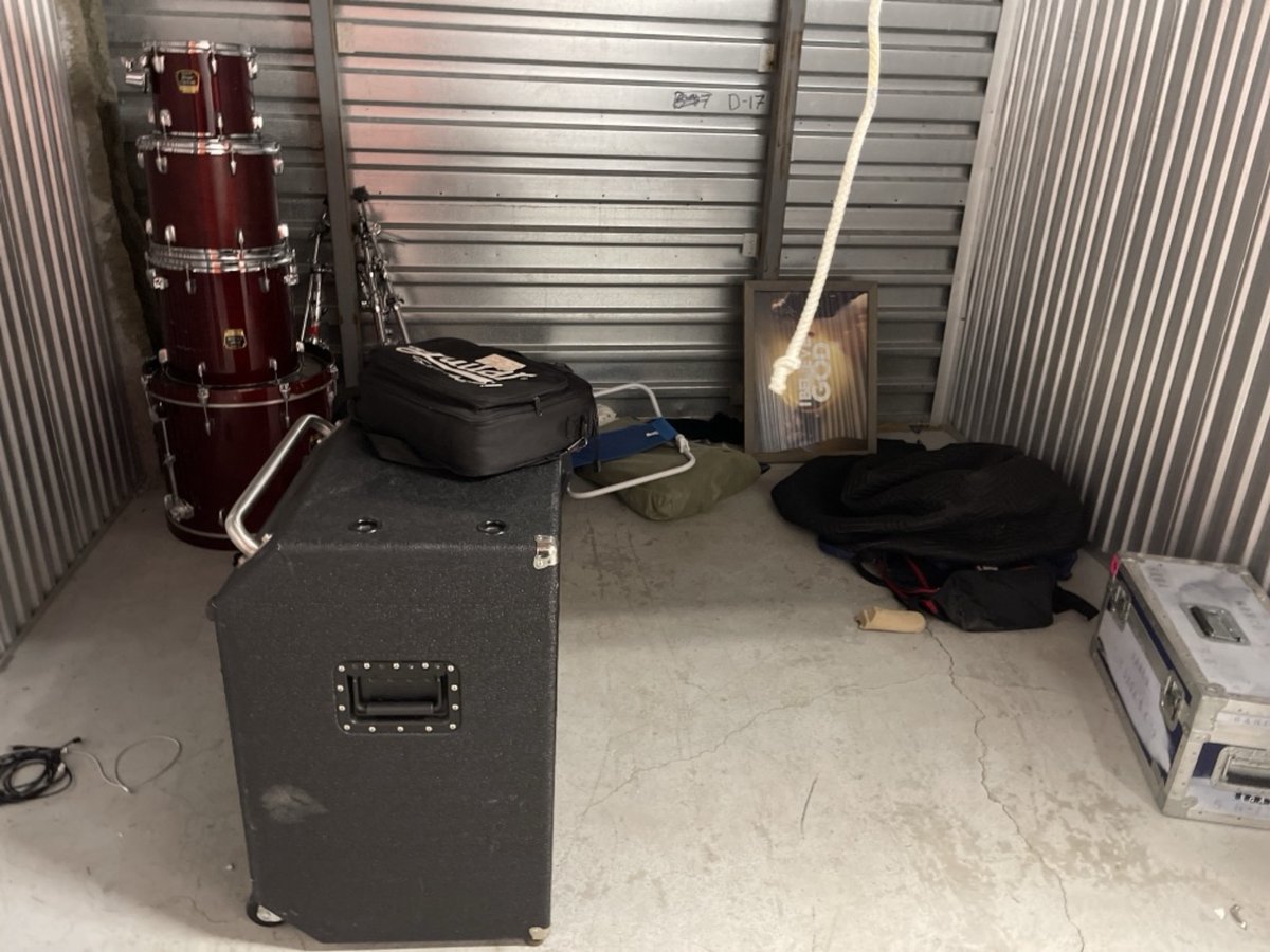 10 x 10 storage unit in Rochelle Park, NJ
