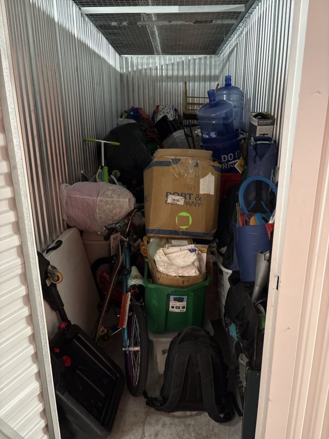 5 x 15 storage unit in Rochelle Park, NJ