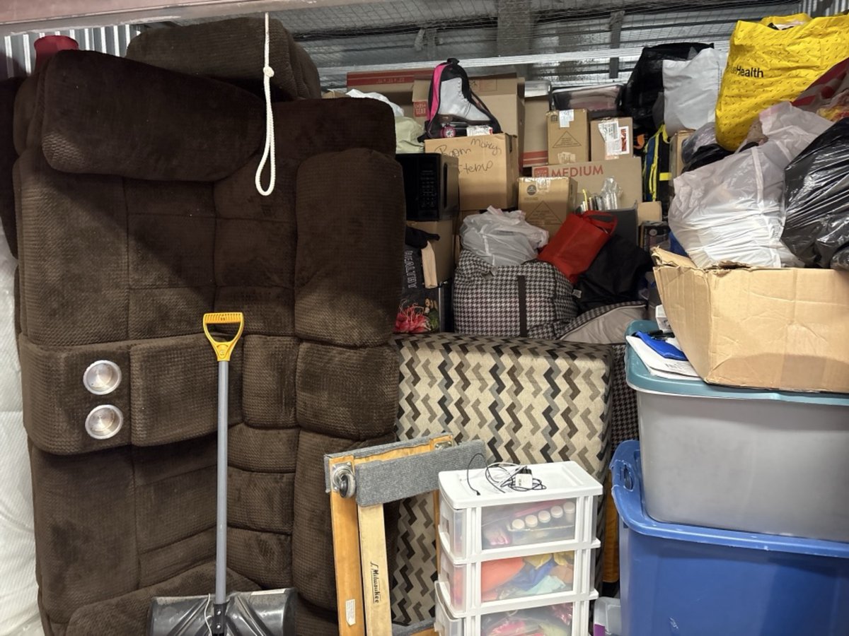 10 x 15 storage unit in Rochelle Park, NJ