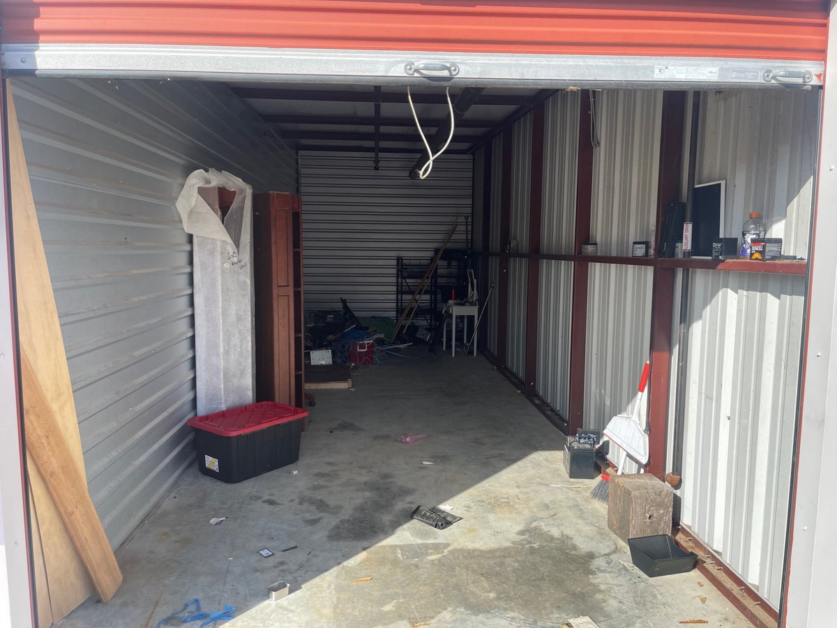 10 x 30 storage unit in Katy, TX