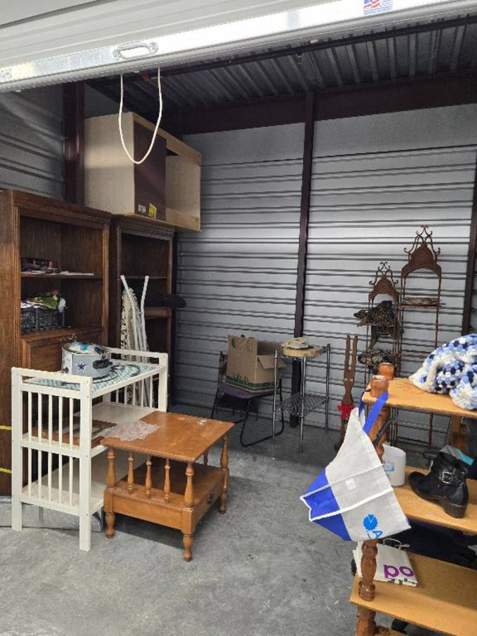 10 x 10 storage unit in San Antonio, TX