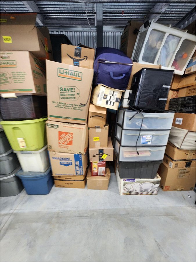 10 x 5 storage unit in Philadelphia, PA