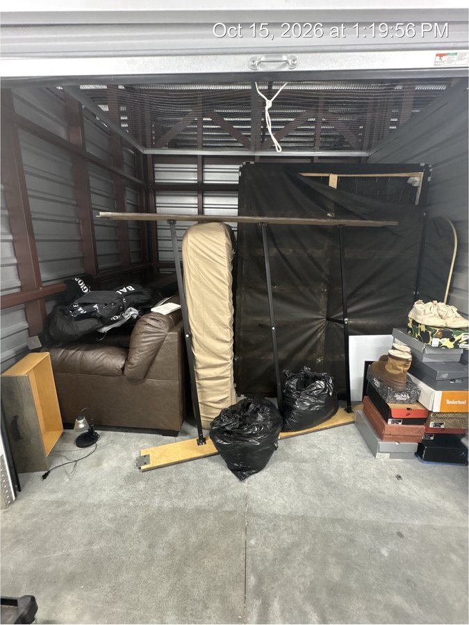 10 x 10 storage unit in Tuscaloosa, AL