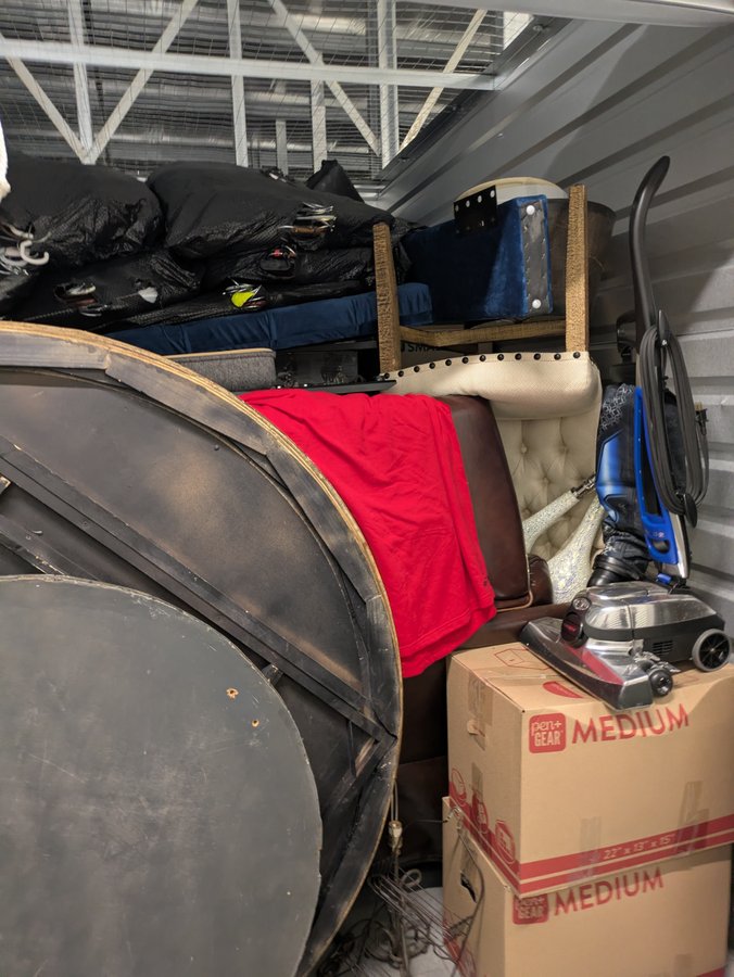 10 x 10 storage unit in Augusta, GA