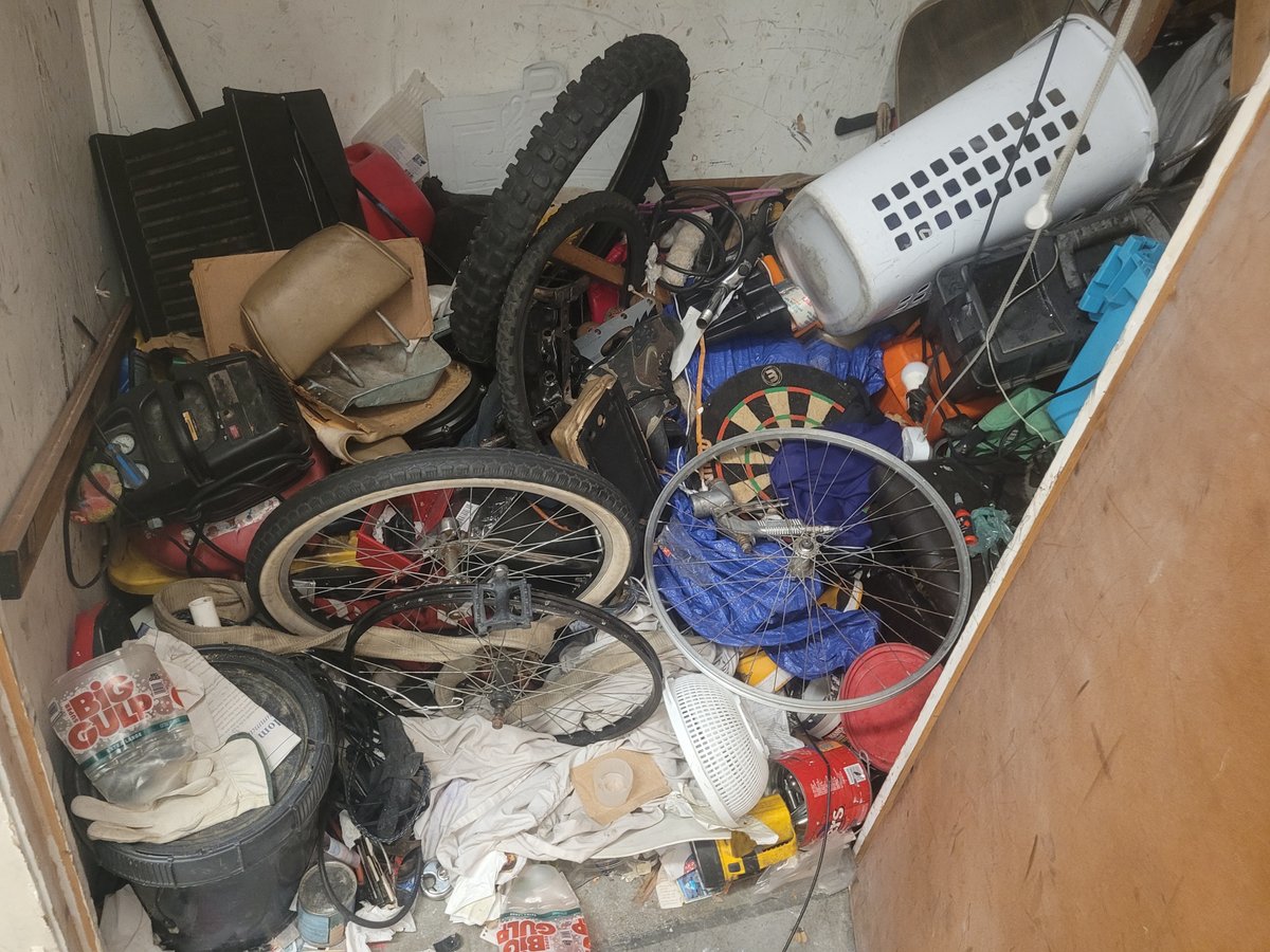 5 x 10 storage unit in Lakeside, CA