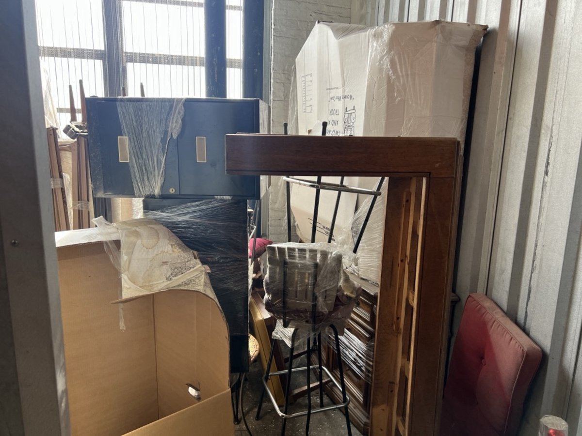 10 x 10 storage unit in Chicago, IL