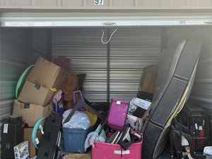 10 x 10 unit in Warrensburg