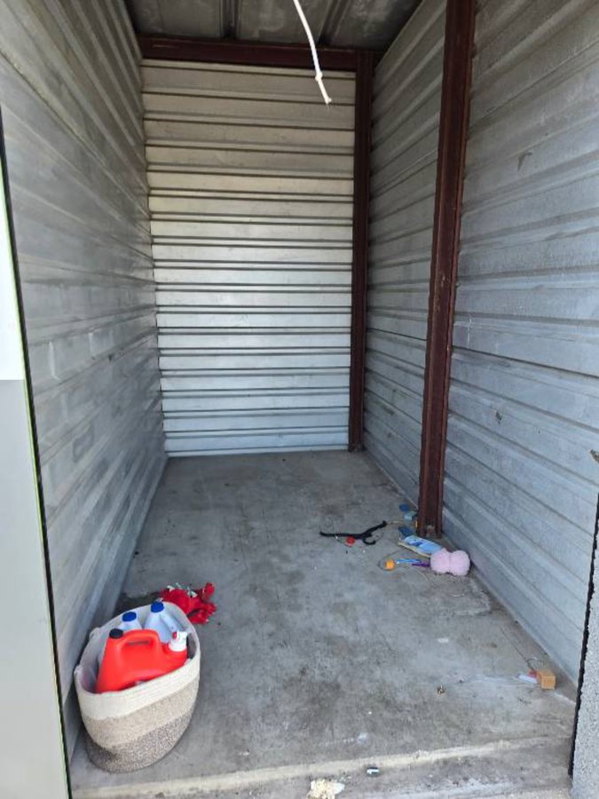 5 x 10 storage unit in San Antonio, TX