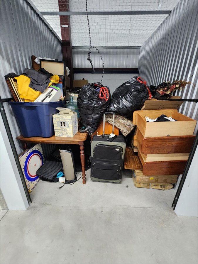 7 x 10 storage unit in Philadelphia, PA
