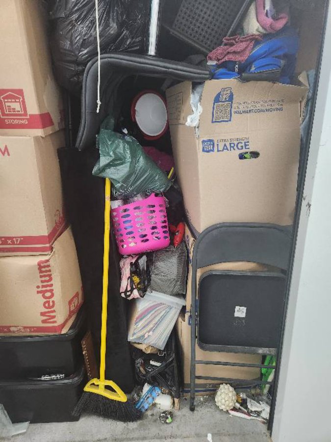 5 x 10 storage unit in Frisco, TX
