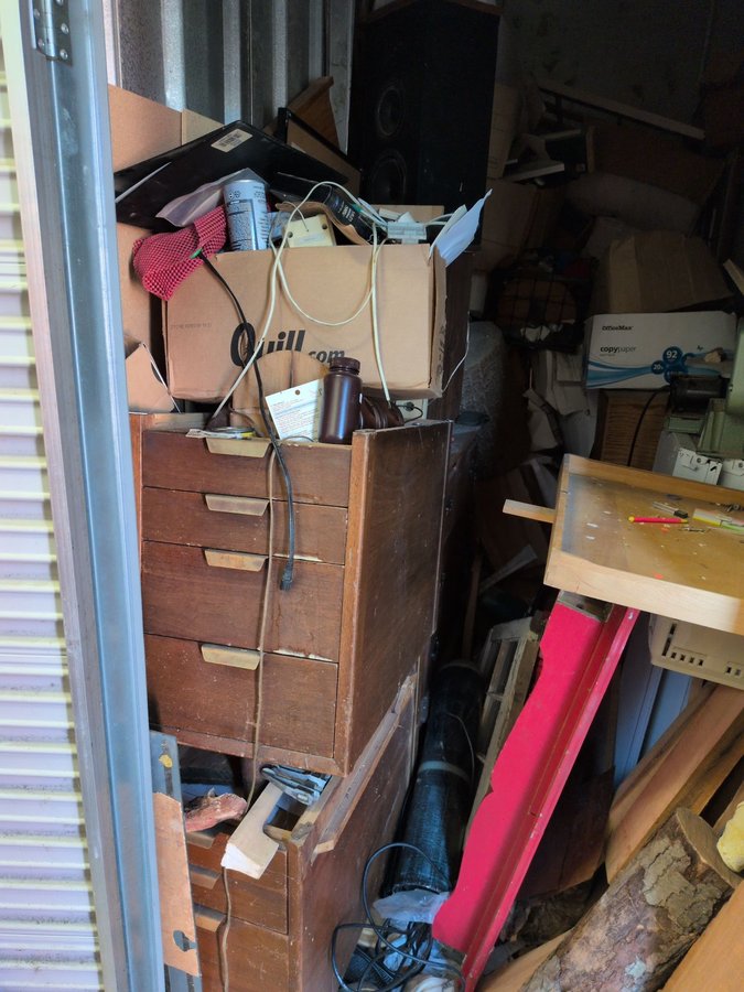 5 x 10 storage unit in Farmington, MI