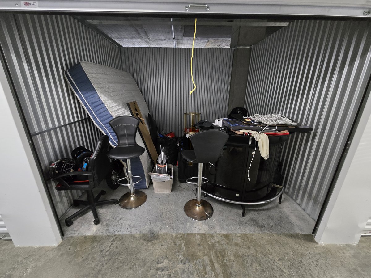 10 x 10 storage unit in Naranja, FL