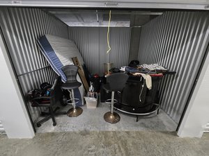 10 x 10 storage unit in Naranja, FL