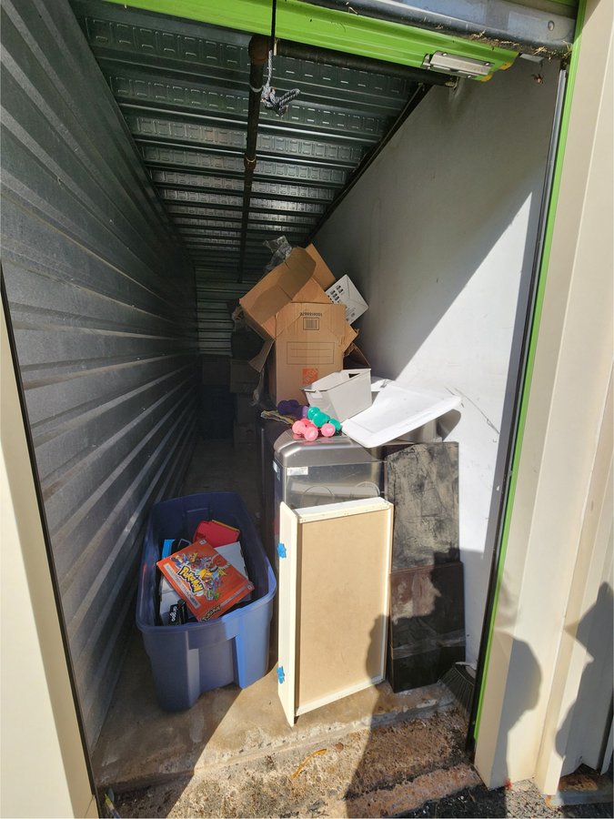 5 x 15 storage unit in Matawan, NJ