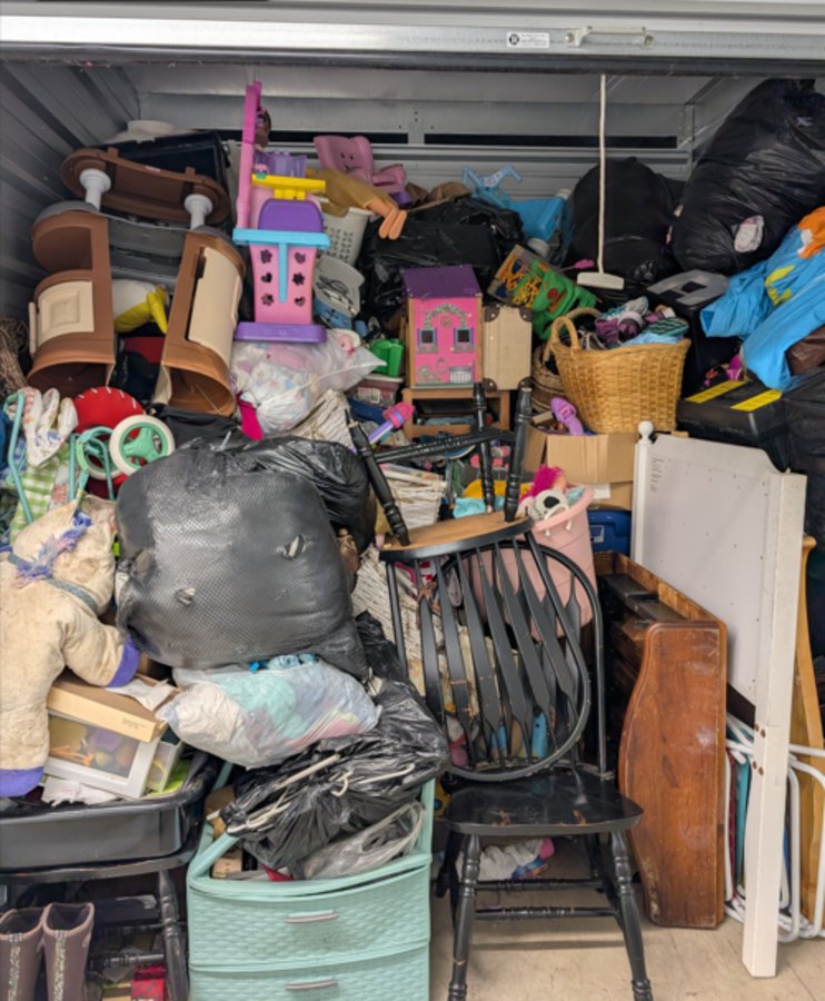 10 x 10 storage unit in Dover, NH