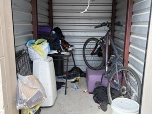 5 x 10 unit in Lewisville