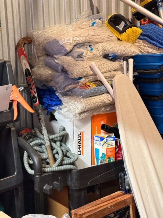 10 x 30 storage unit in Arlington, VA