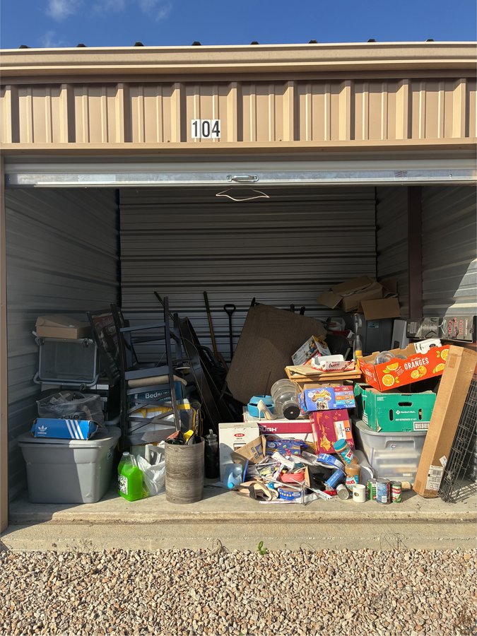 10 x 10 storage unit in Warrensburg, MO
