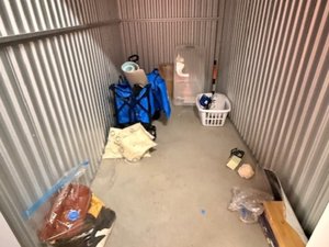 5 x 10 unit in Arlington