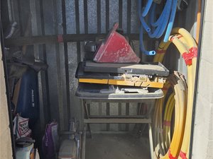 5 x 10 unit in Indio