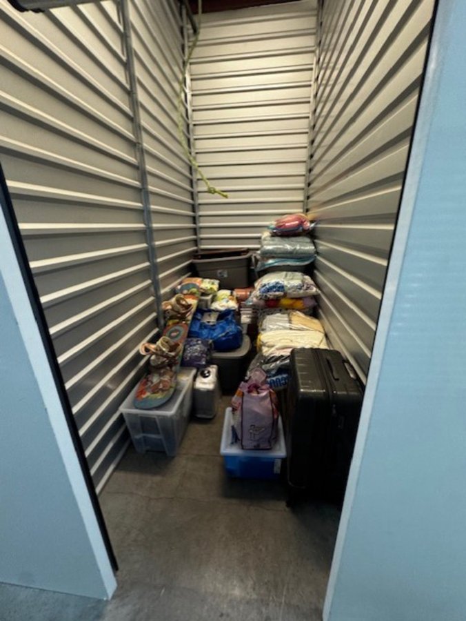 5 x 10 storage unit in Las Vegas, NV