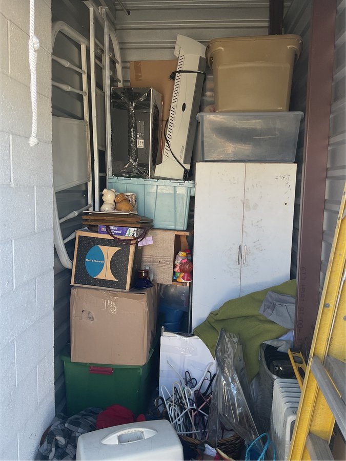 5 x 10 storage unit in Redlands, CA