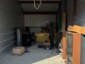 10 x 20 unit in Warrensburg