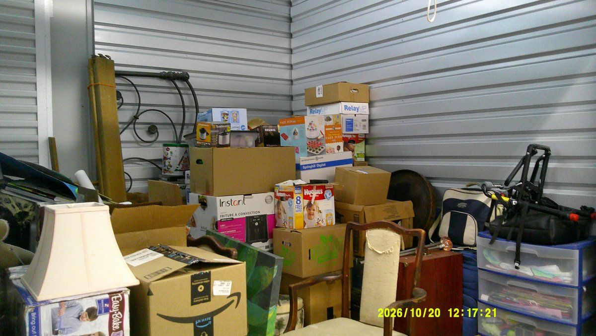 10 x 9 storage unit in Daphne, AL