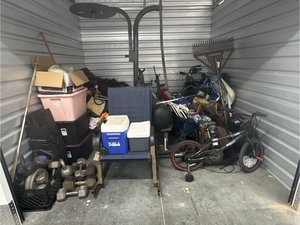 10 x 10 unit in Tuscaloosa