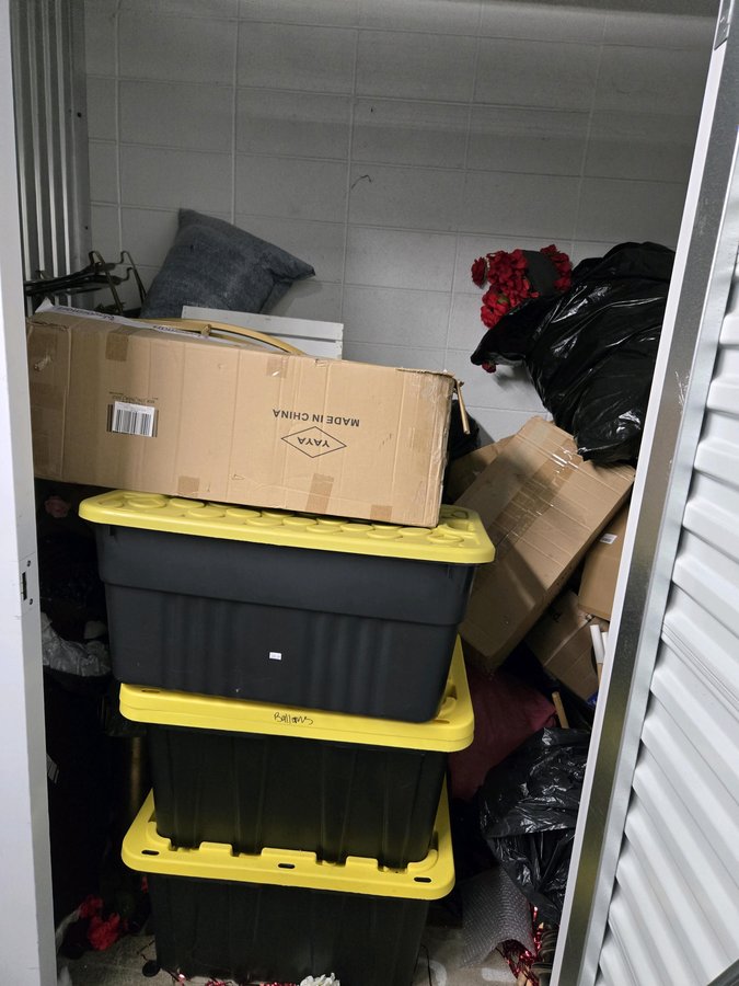 5 x 16 storage unit in Lawrence Township, NJ