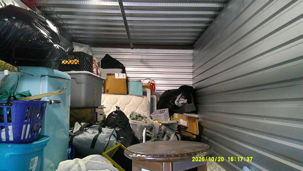 10 x 20 storage unit in Daphne, AL
