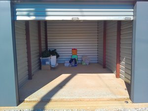 10 x 15 unit in Kingfisher