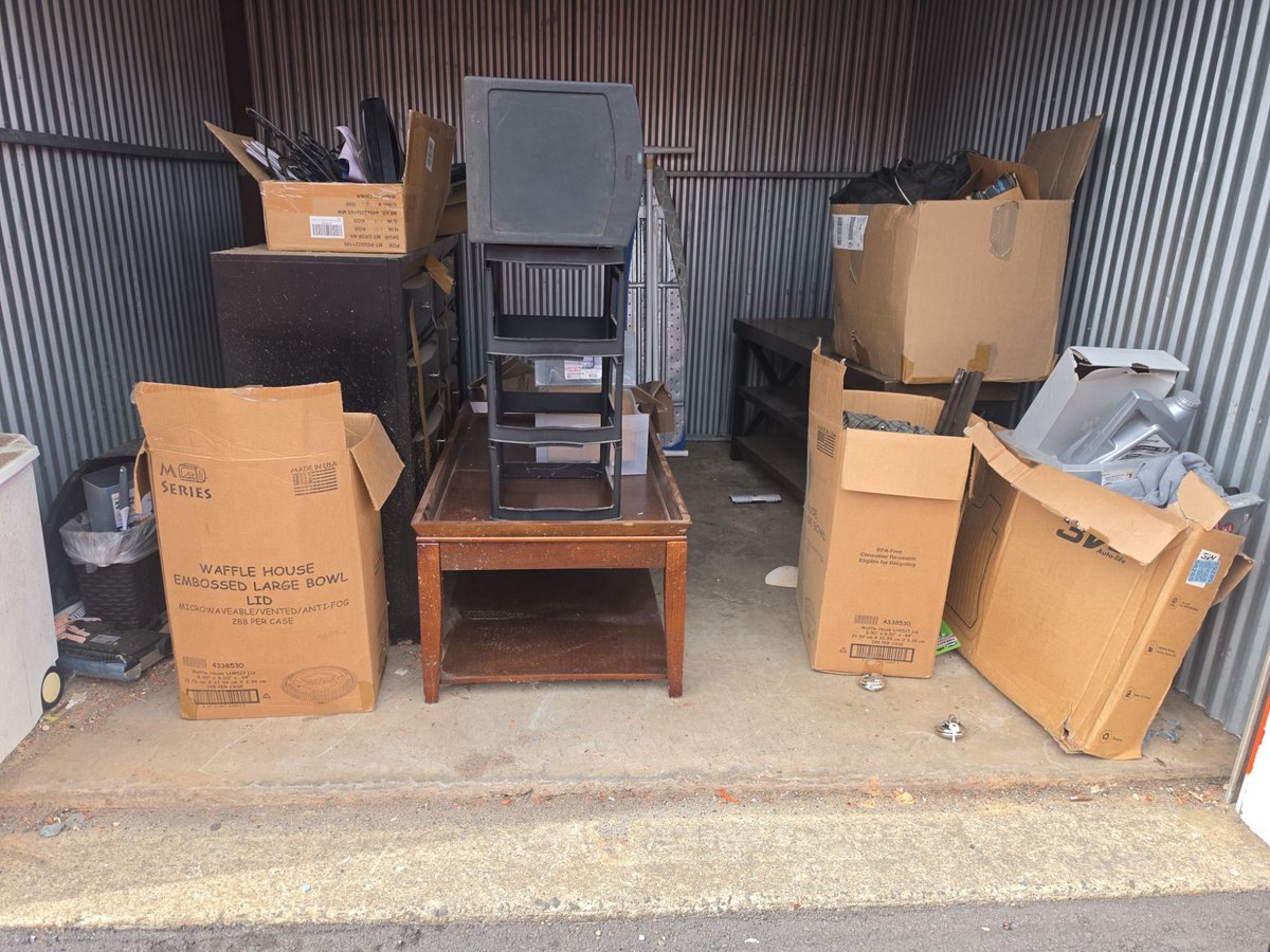 10 x 10 storage unit in Charlotte, NC