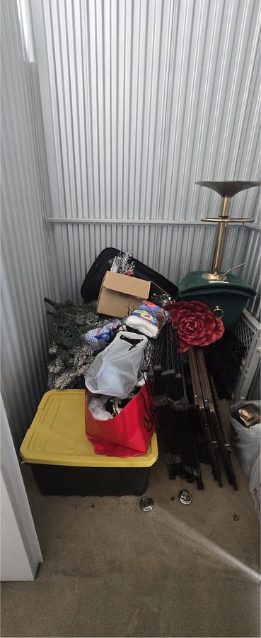 5 x 5 storage unit in Chicago, IL