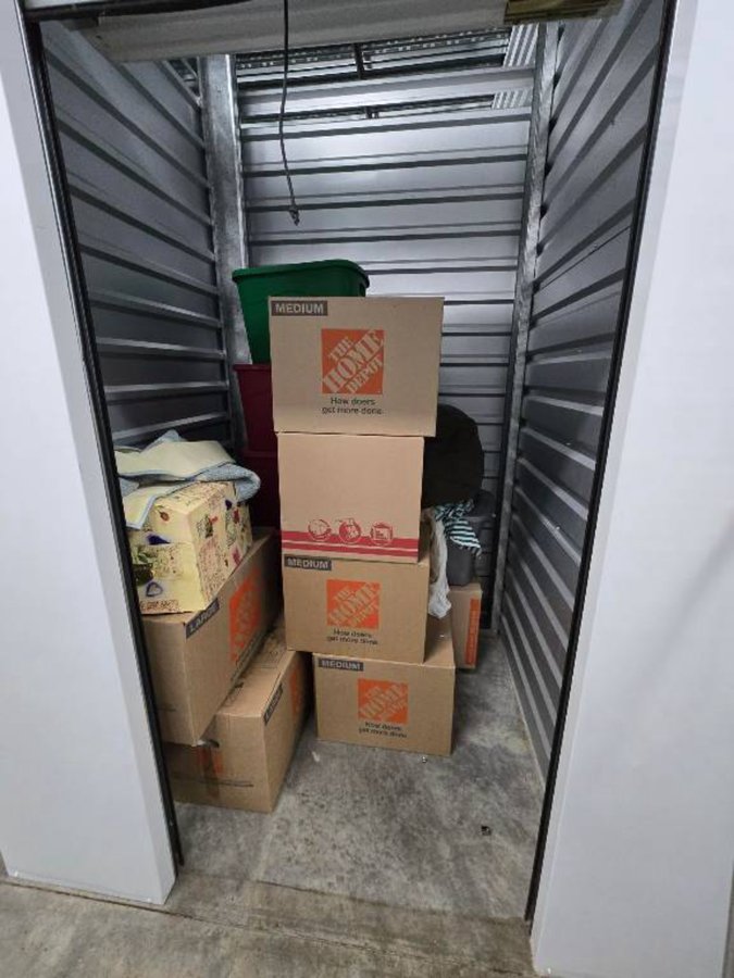 5 x 5 storage unit in Beaverton, OR