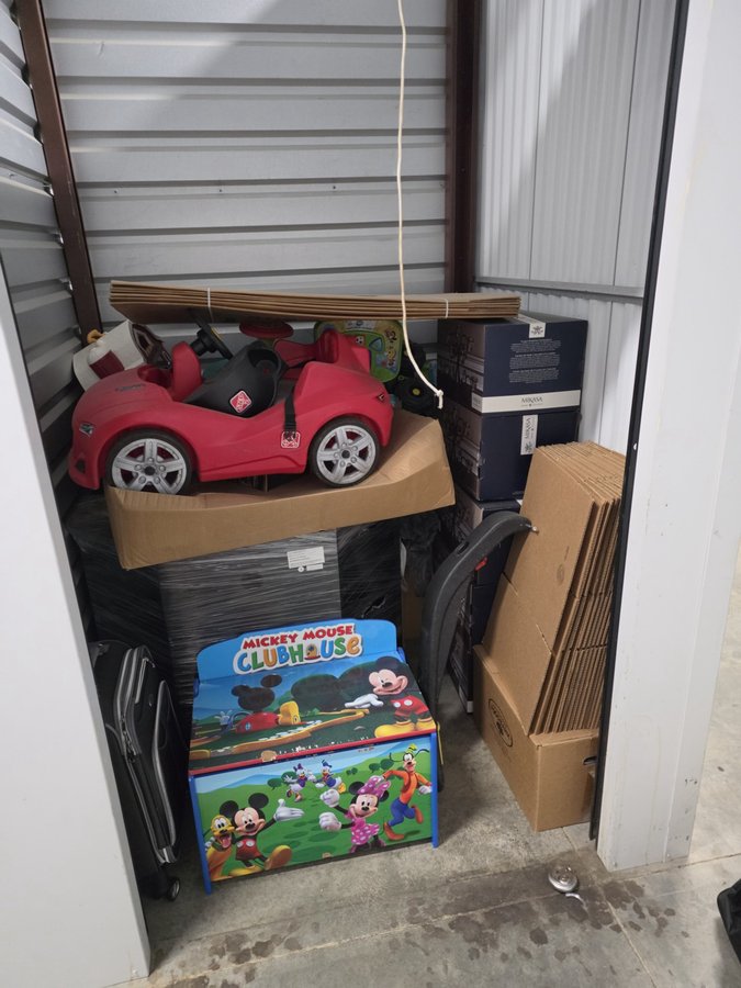 5 x 5 storage unit in Loveland, OH