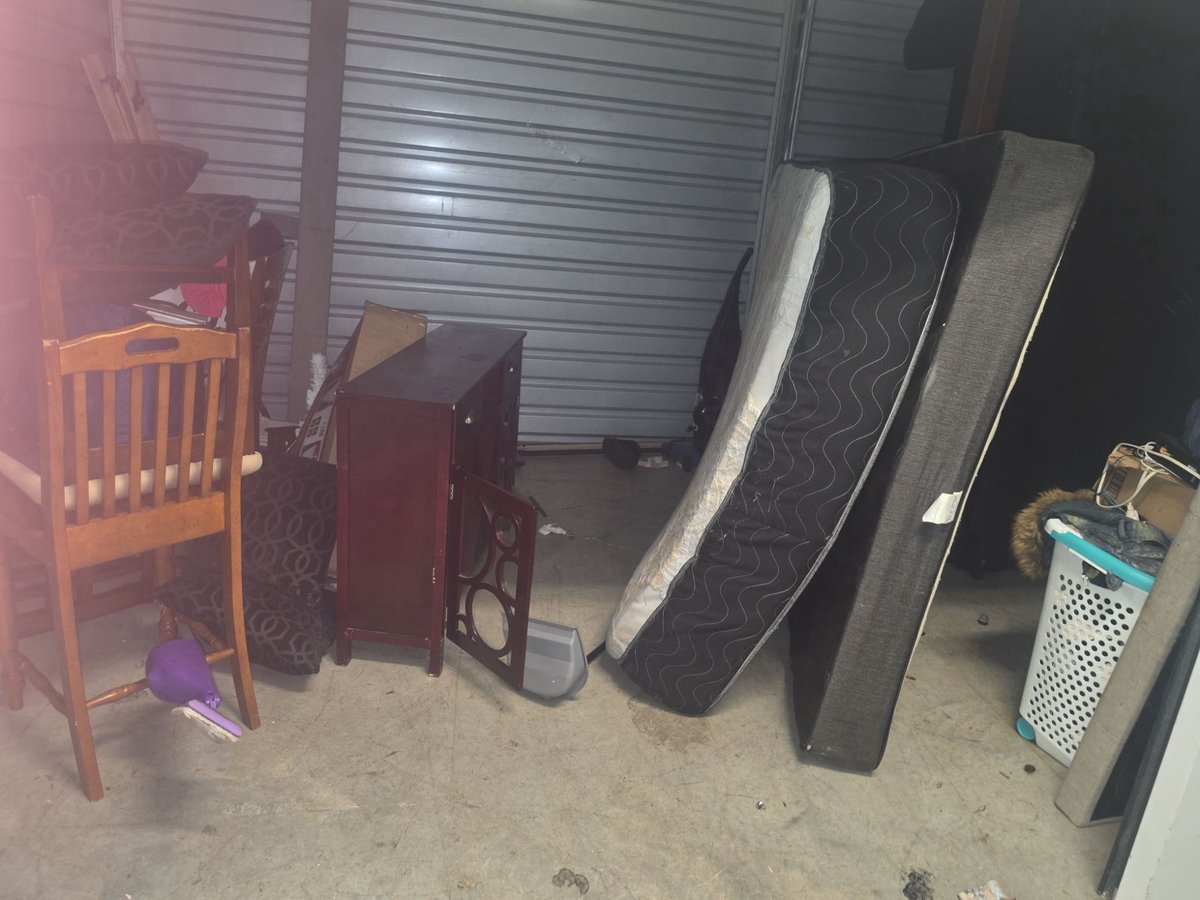 15 x 10 storage unit in Charlotte, NC