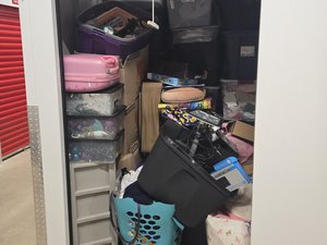 5 x 5 unit in Belleville