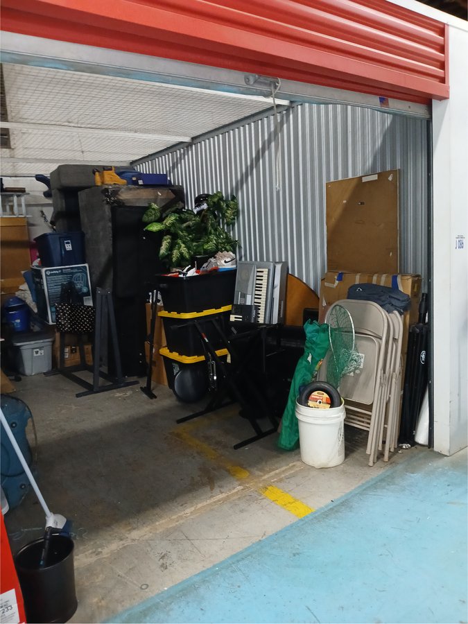 10 x 20 storage unit in Charlotte, NC