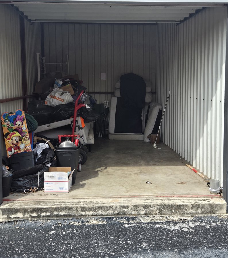 10 x 15 storage unit in Seguin, TX
