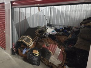 10 x 10 unit in Belleville